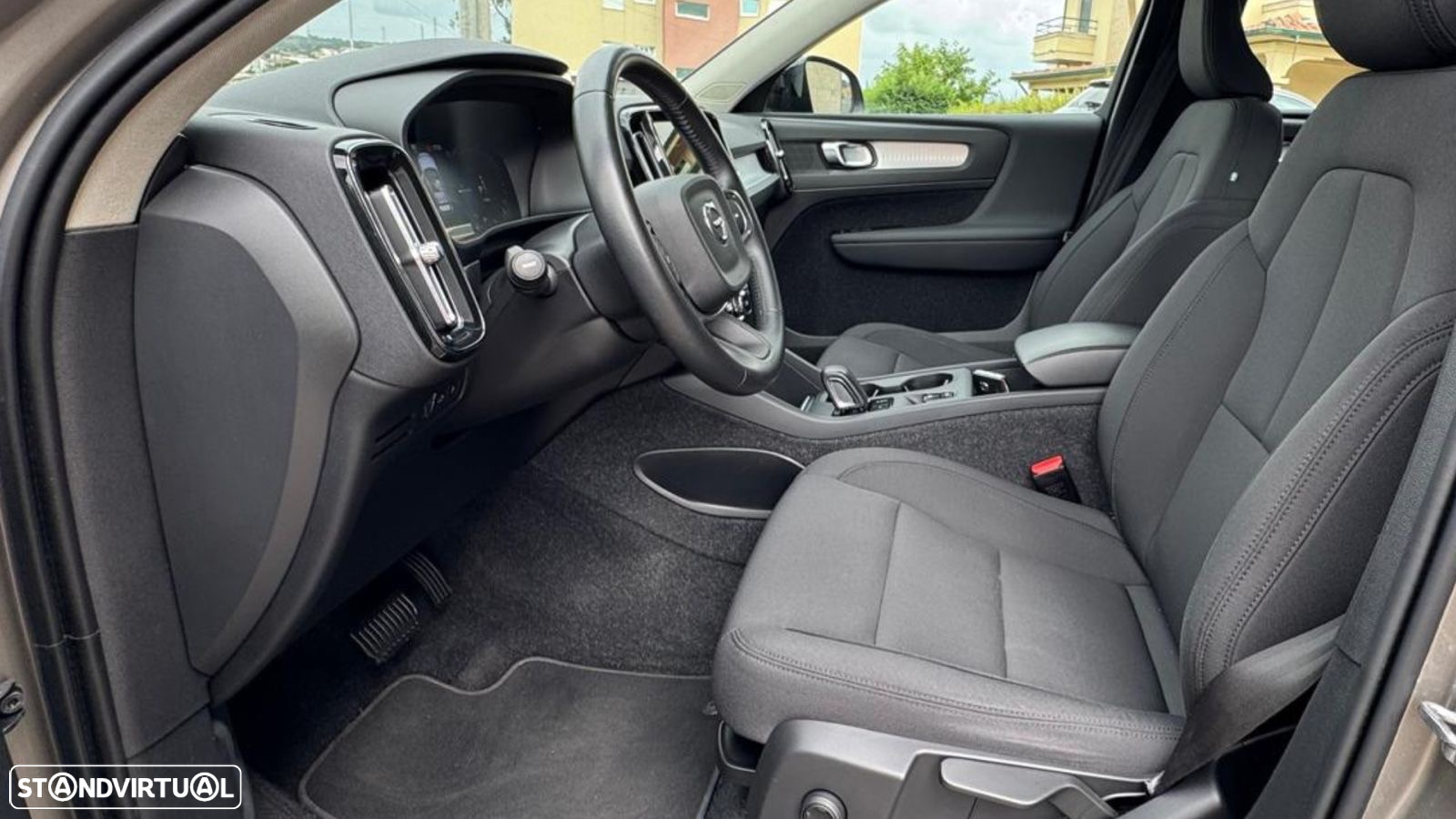 Volvo XC 40 1.5 T5 PHEV Momentum Plus - 15