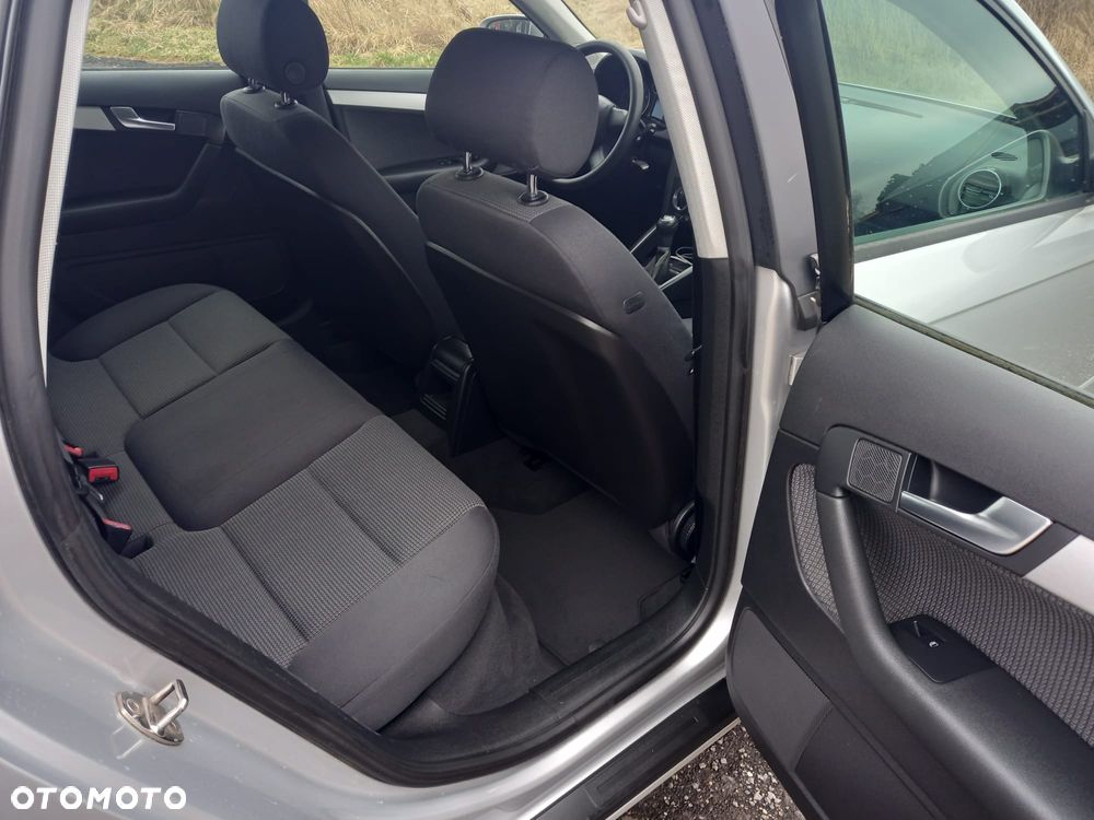 Audi A3 Sportback 1.6 Attraction - 9