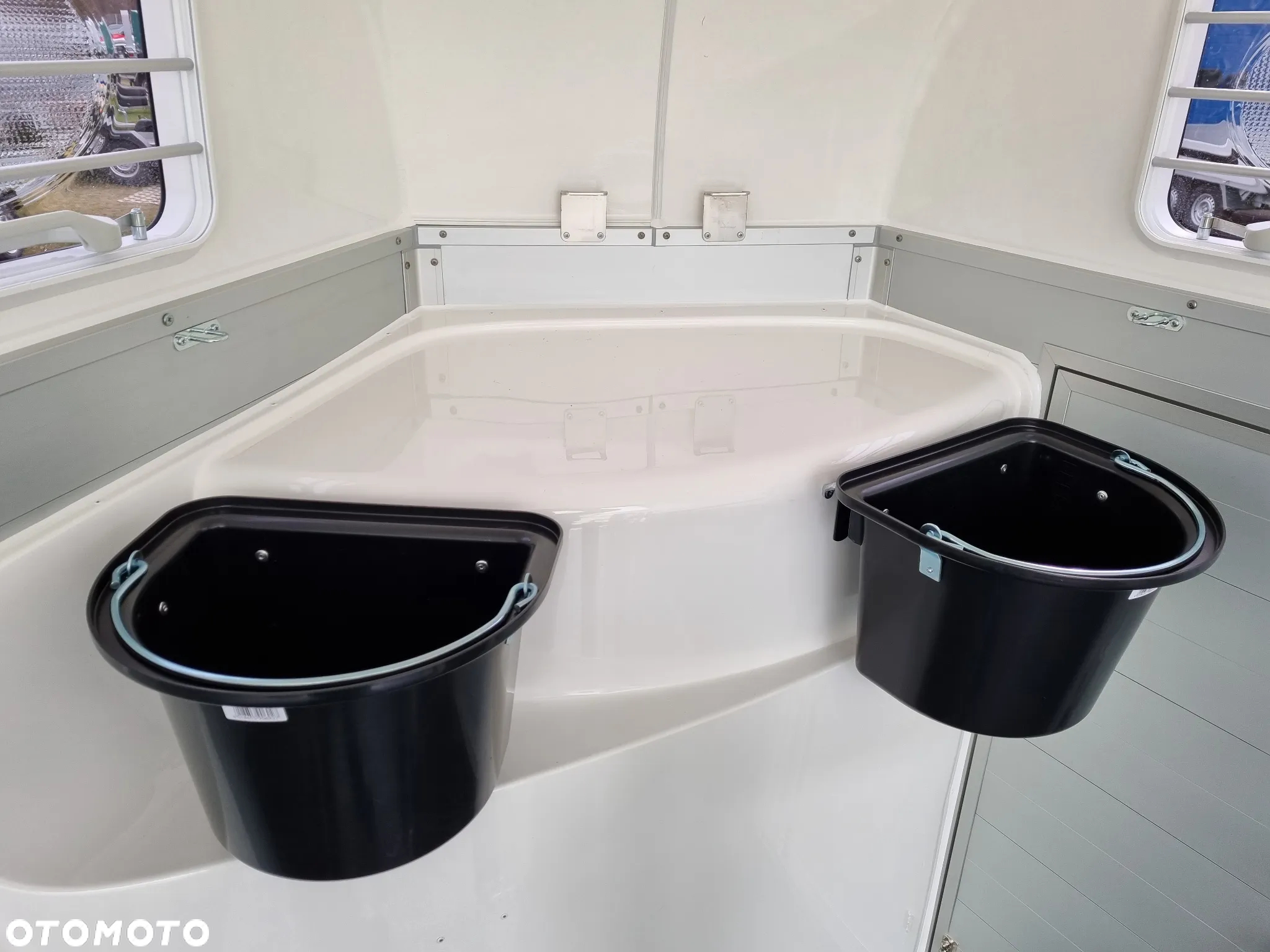 Humbaur Equitos Alu Plus 2000 - 17