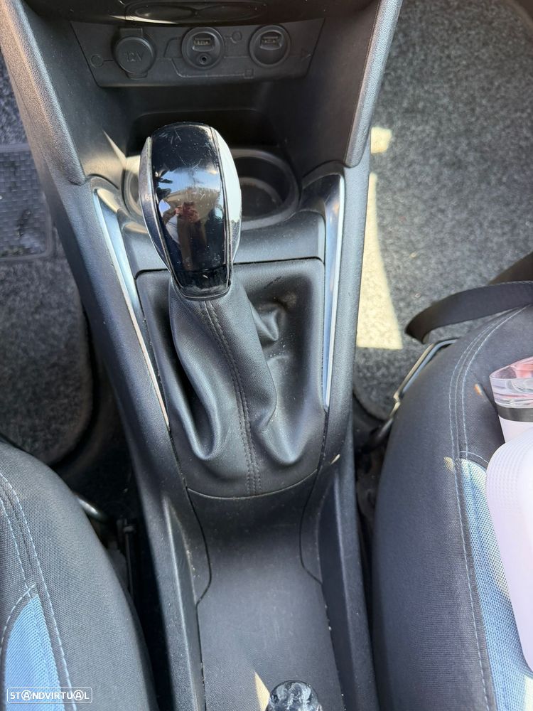 Peugeot 208 1.4 HDi Allure - 14