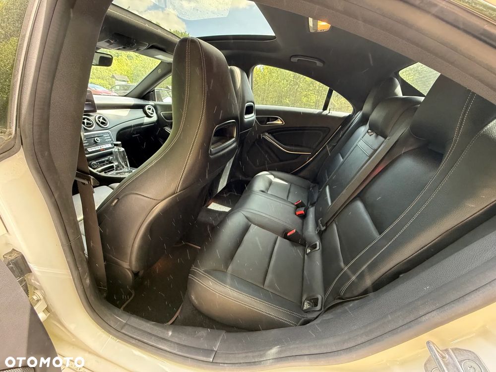 Mercedes-Benz CLA 250 4Matic 7G-DCT Peak Edition - 4