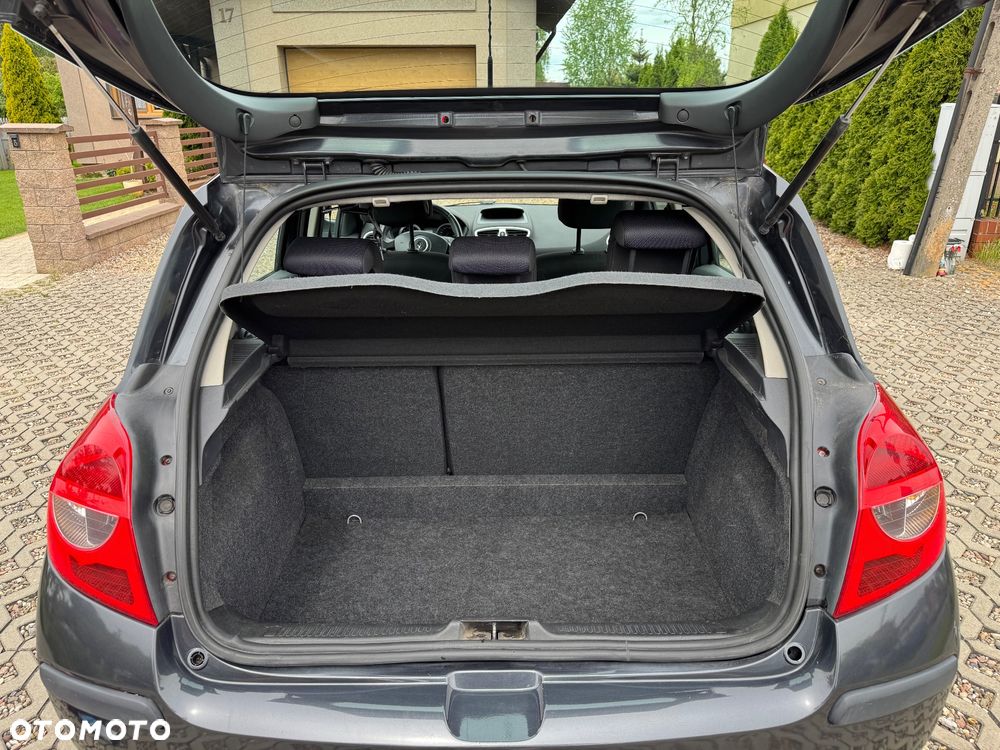 Renault Clio 1.2 16V Expression - 17