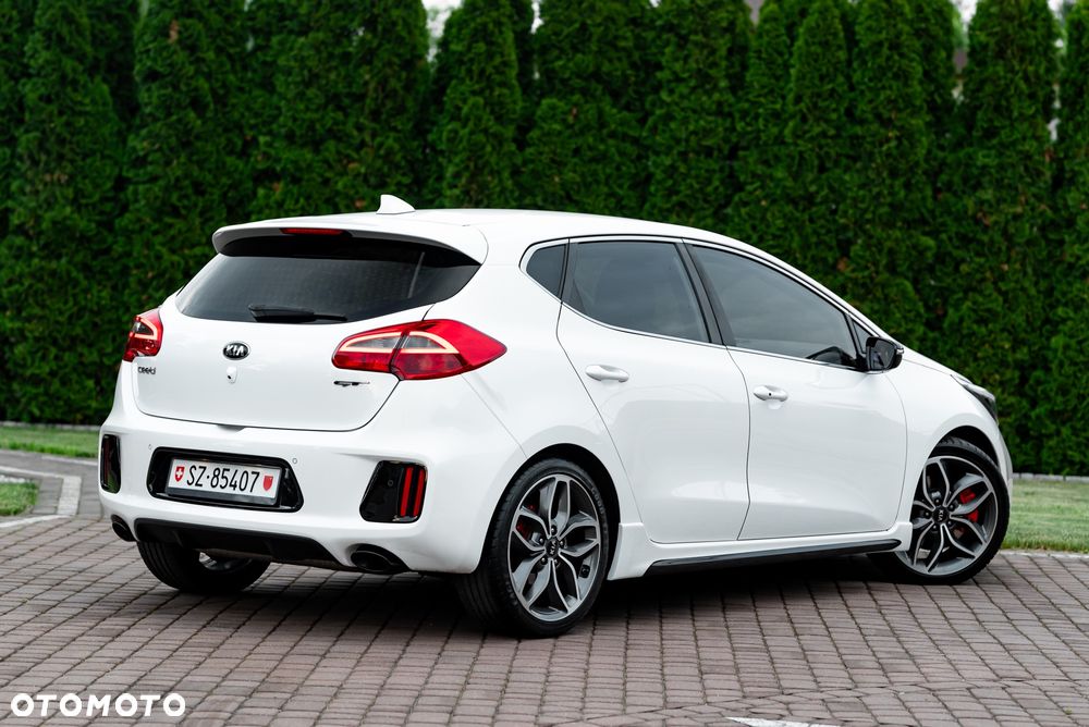 Kia Ceed 1.6 T-GDI GT - 9