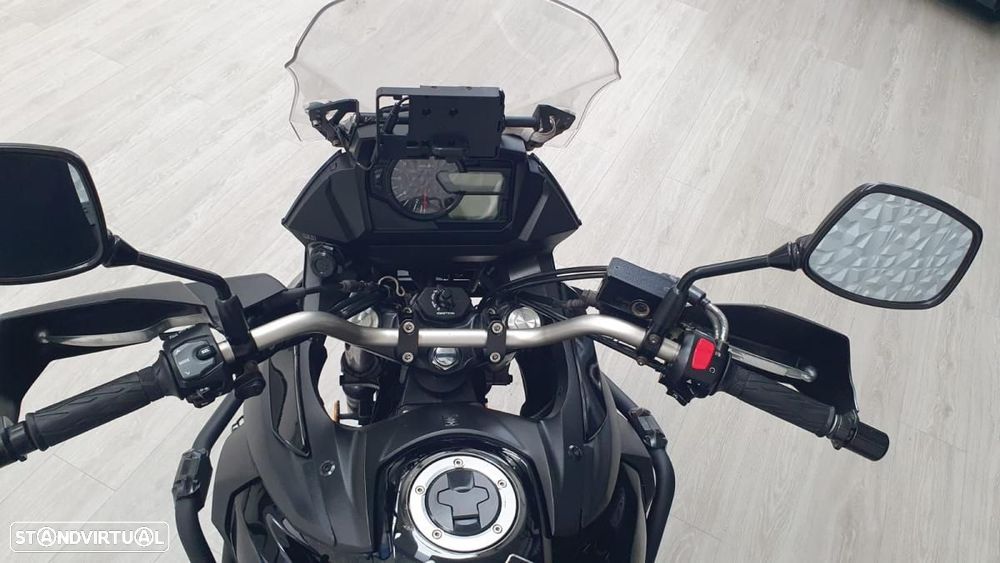 Suzuki v-strom DL 650 - 9