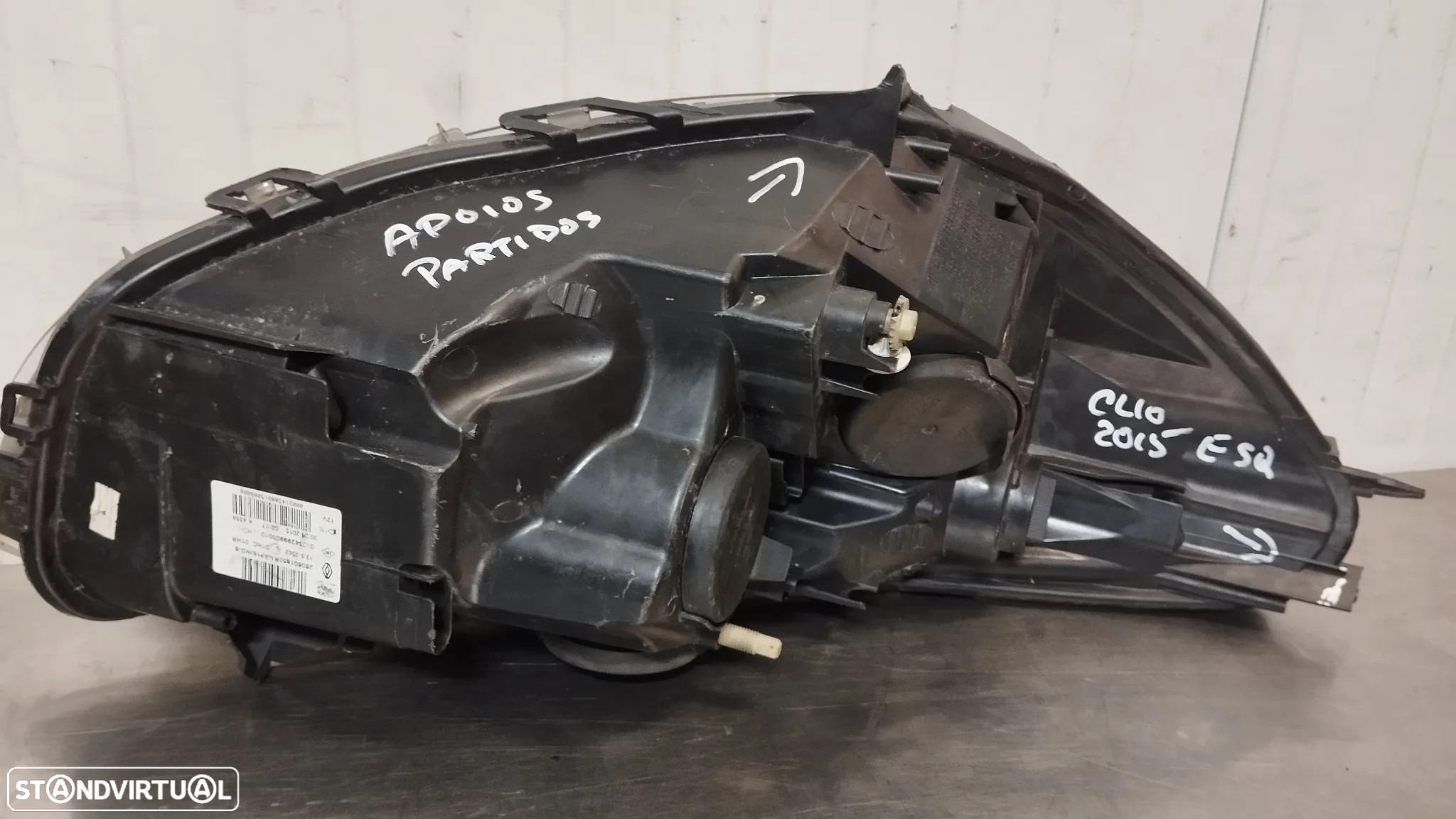 ÓPTICA / FAROL RENAULT CLIO IV FASE 1 12-16 REF. 260601850R APOIOS PARTIDOS - 4