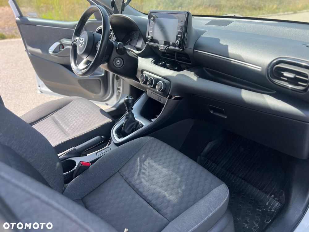 Toyota Yaris 1.5 Premiere Edition - 27