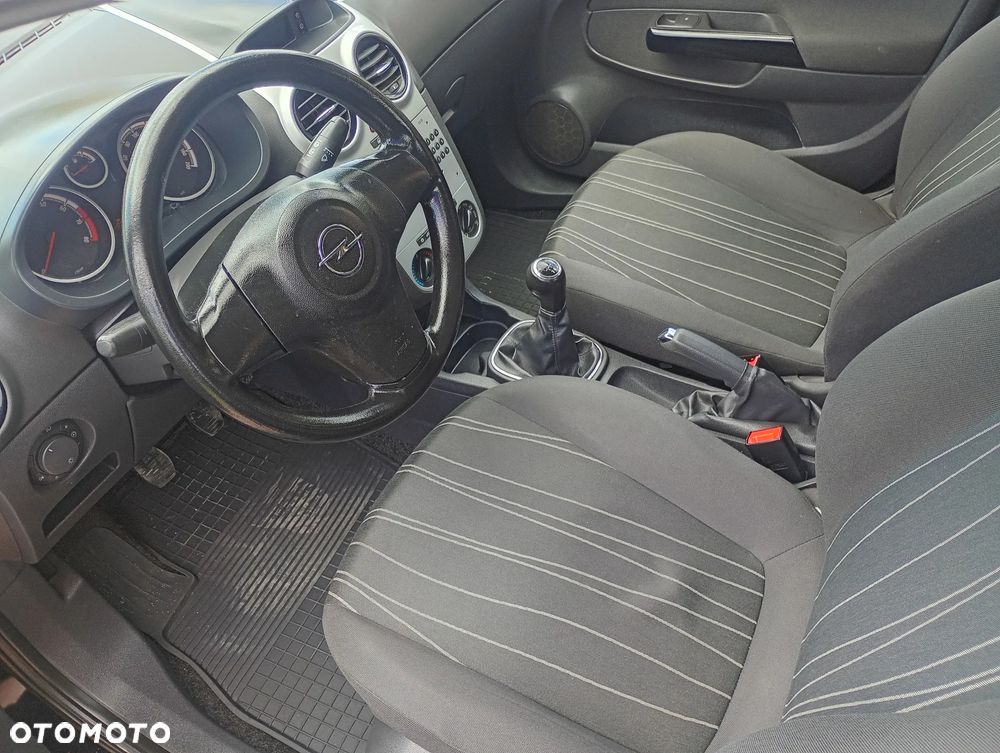 Opel Corsa 1.2 16V - 7