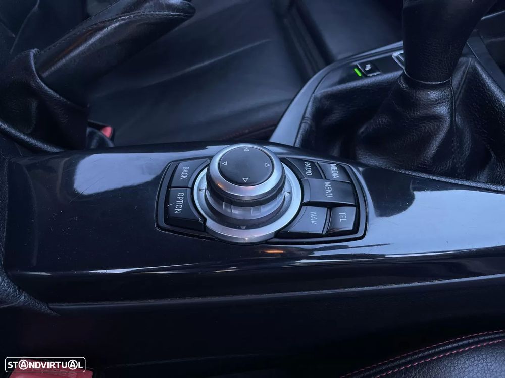 BMW 116 d EDynamics Line Urban - 39