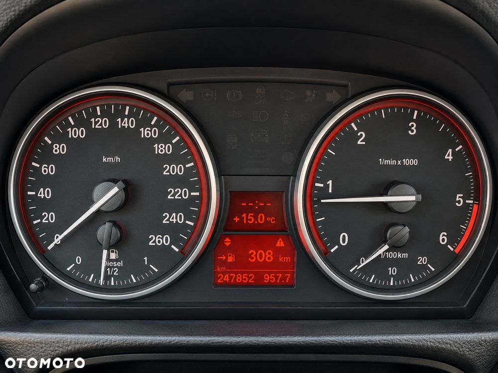 BMW X1 xDrive18d - 4