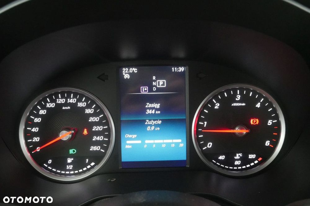 Mercedes-Benz GLC - 9