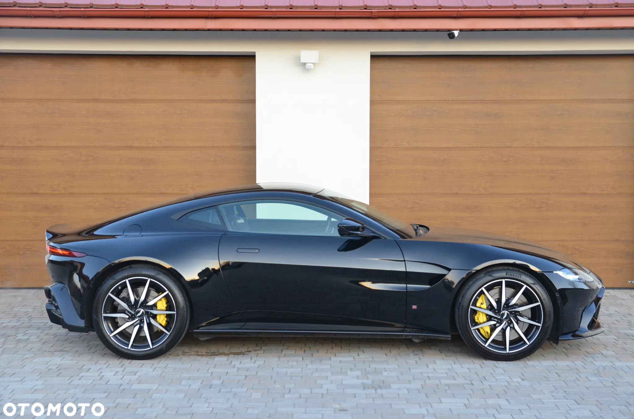 Aston Martin V8 Vantage Standard - 19