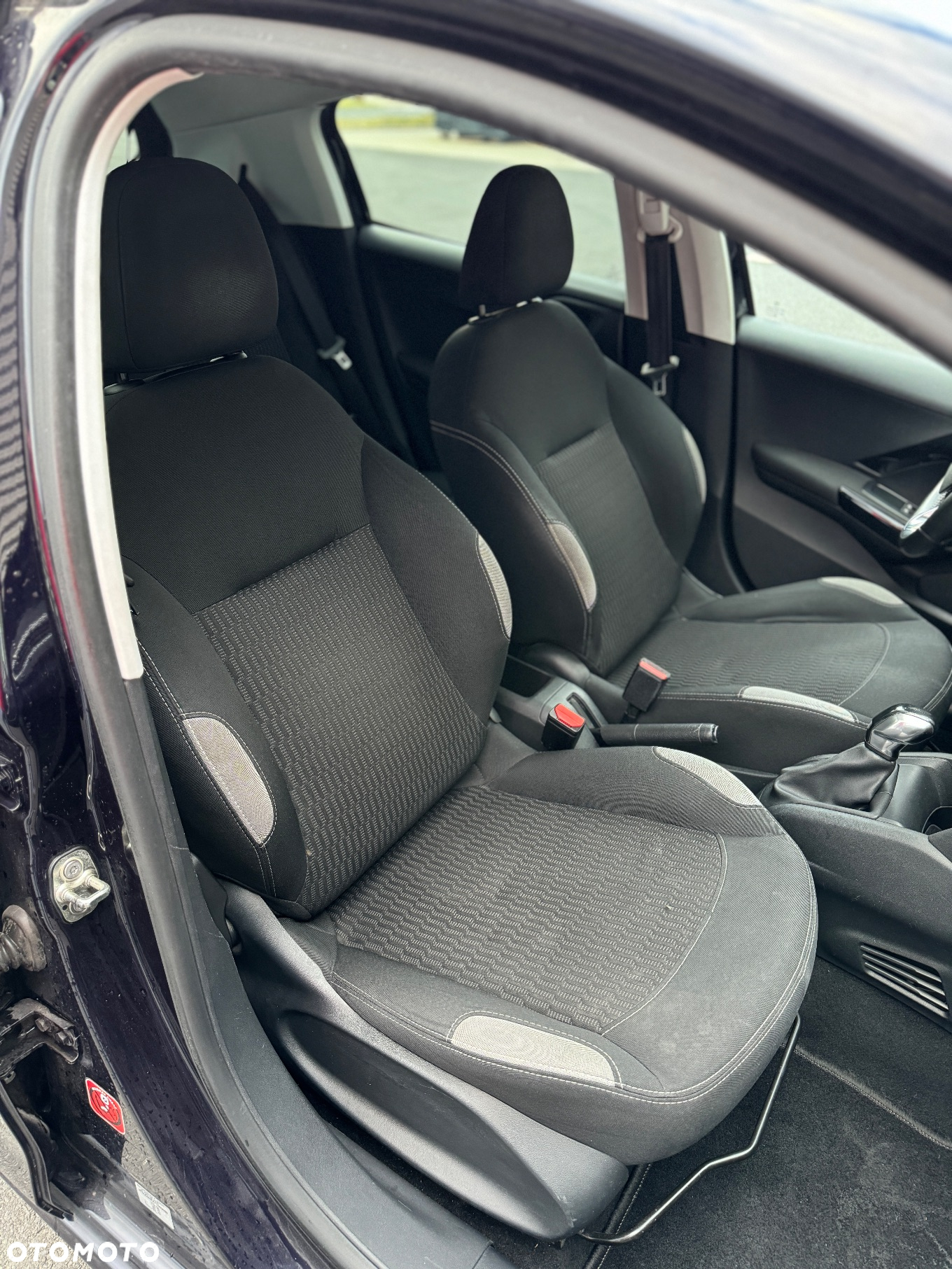 Peugeot 208 1.6 e-HDi Active STT - 11