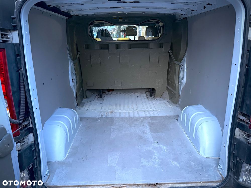 Renault Trafic - 10