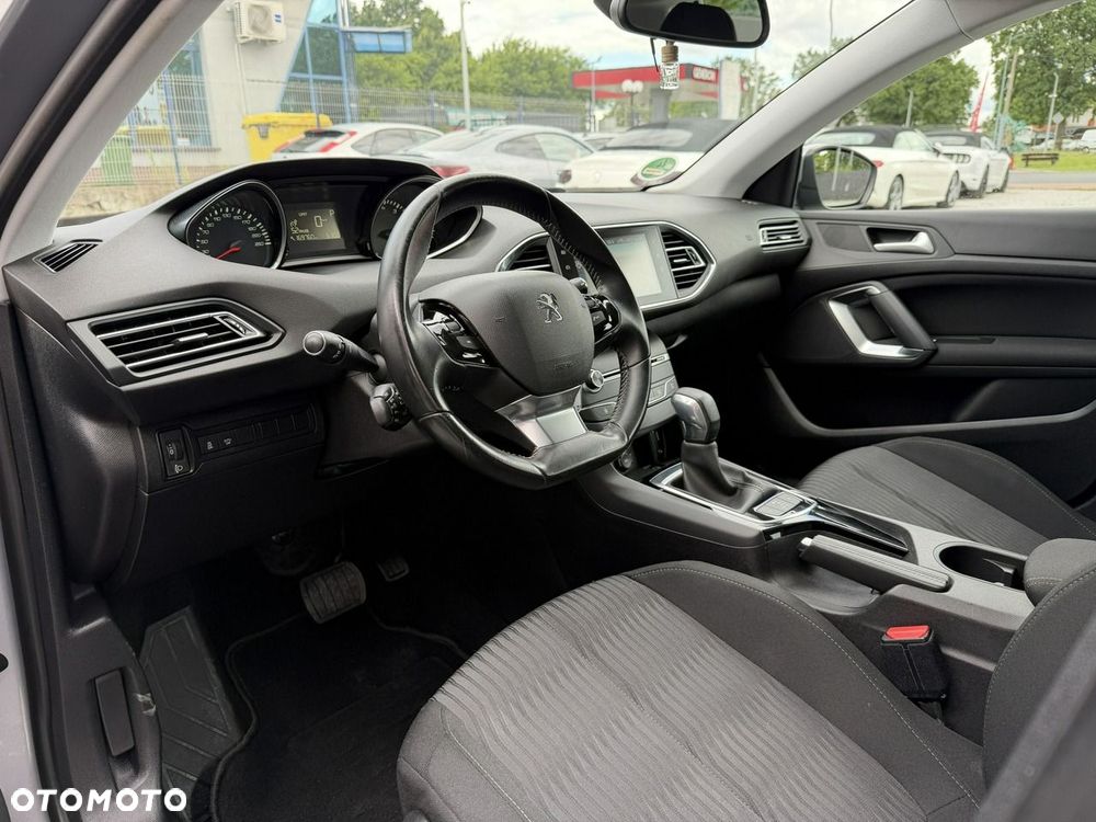 Peugeot 308 - 9