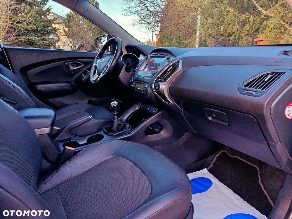 Hyundai ix35 1.7 CRDi Premium 2WD - 13