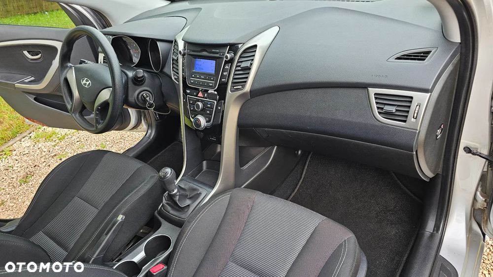 Hyundai i30 1.4 Advantage - 12