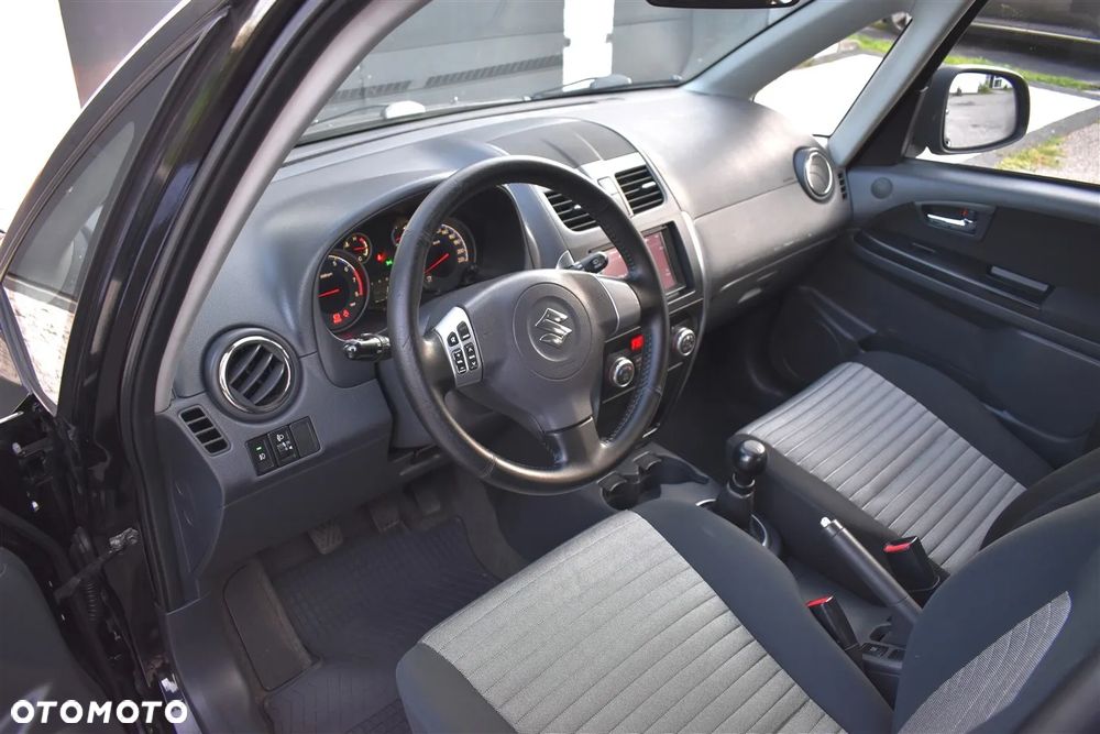 Suzuki SX4 1.6 VVT Streetline 4x2 Club - 15