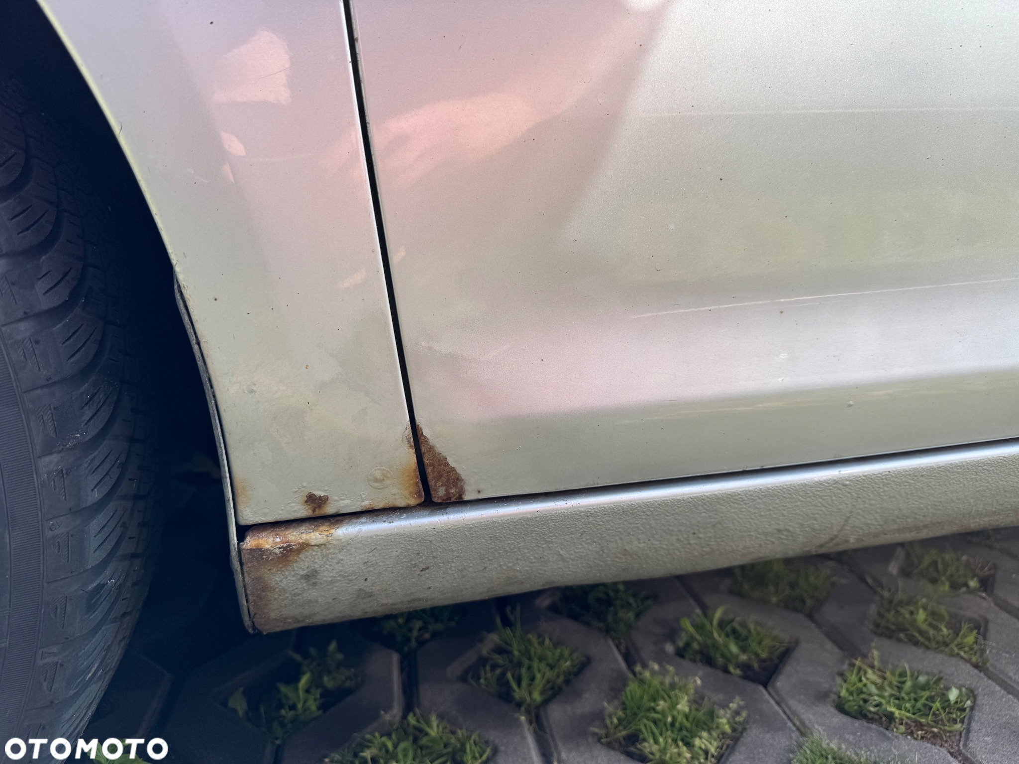 Volkswagen Golf 1.9 TDI DPF Comfortline - 10