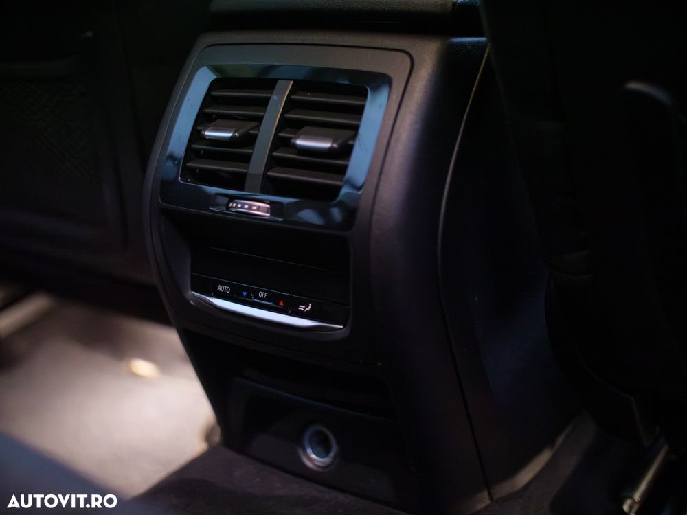 BMW X3 xDrive20d AT Advantage - 8