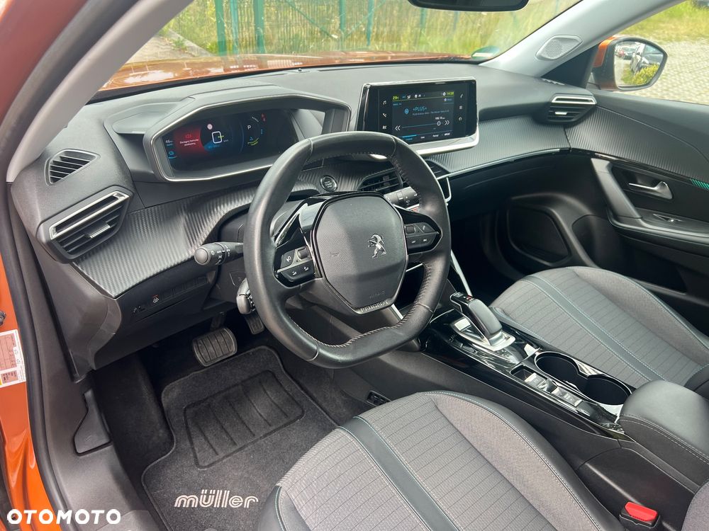 Peugeot 2008 136 Allure - 25