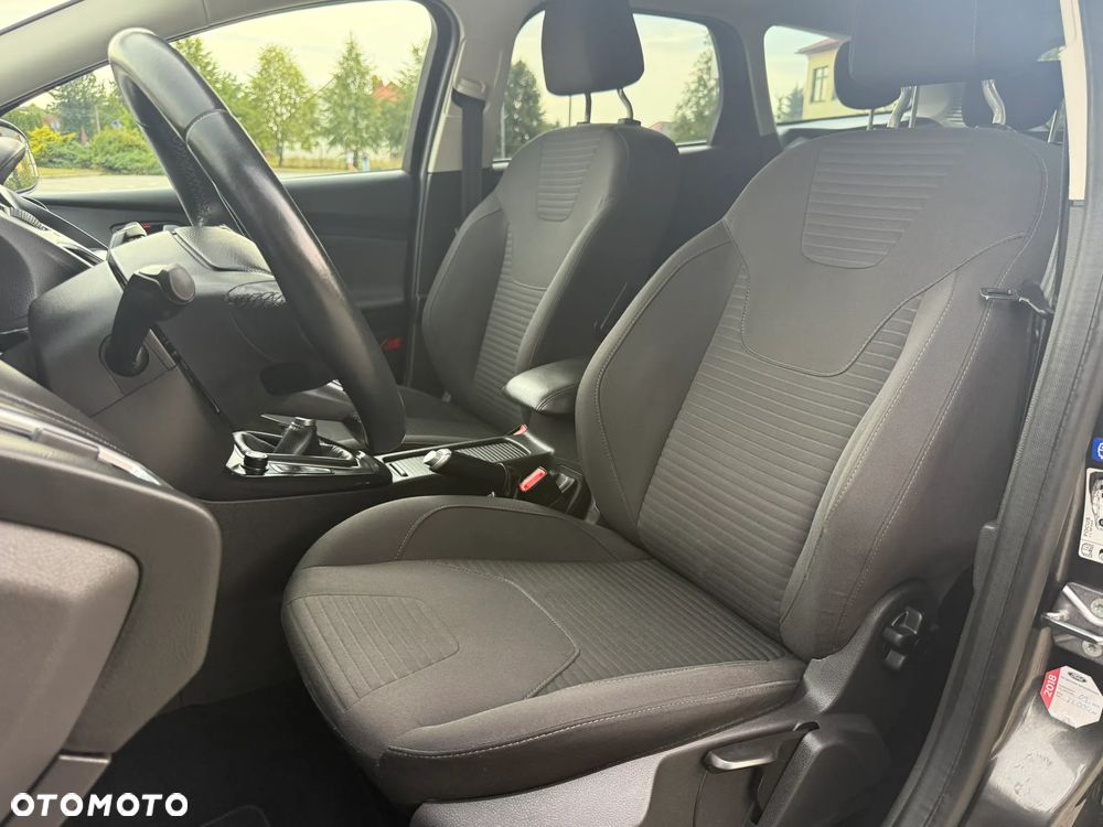 Ford Focus 1.5 EcoBlue Start-Stopp-System TITANIUM - 25
