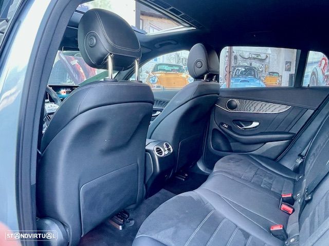 Mercedes-Benz GLC 300 de Coupe 4Matic 9G-TRONIC AMG Line Plus - 33