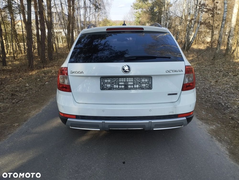 Skoda Octavia 2.0 TDI 4x4 DSG Scout - 5