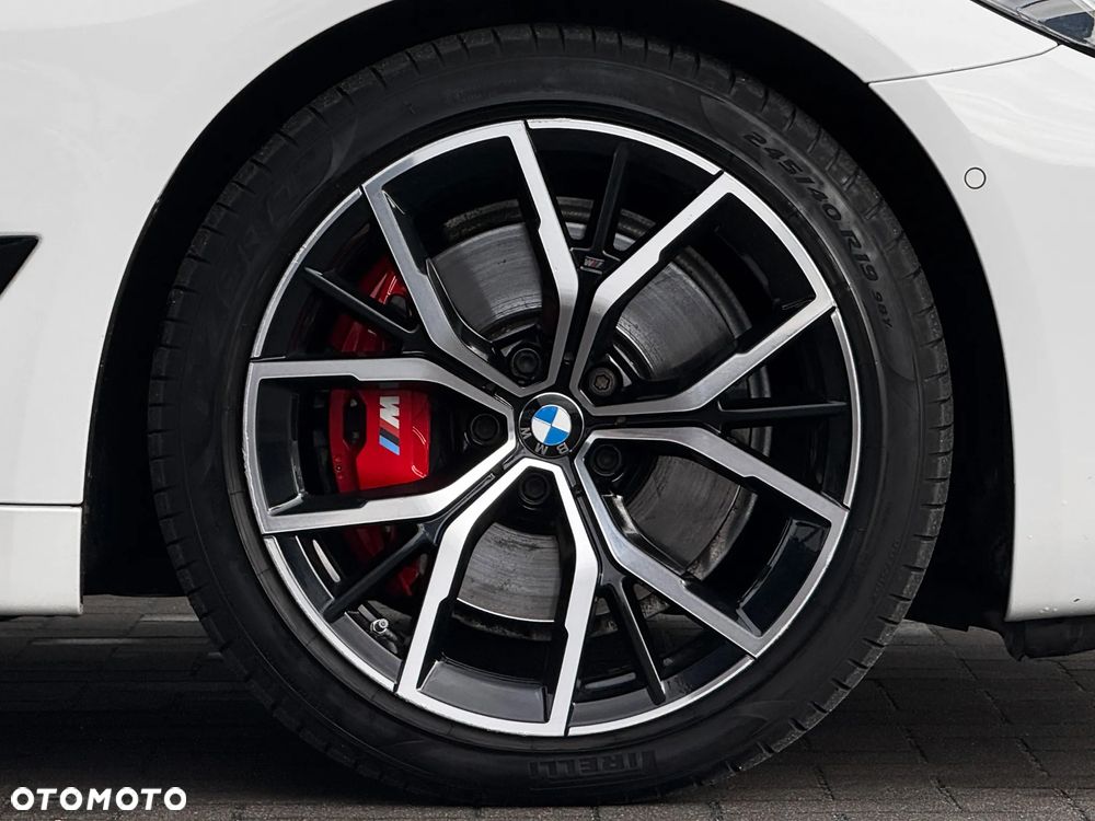 BMW Seria 5 520d xDrive M Sport Edition - 10
