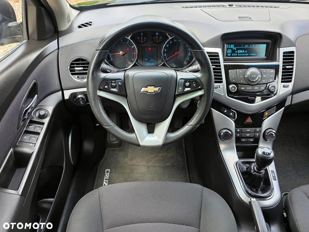 Chevrolet Cruze - 23