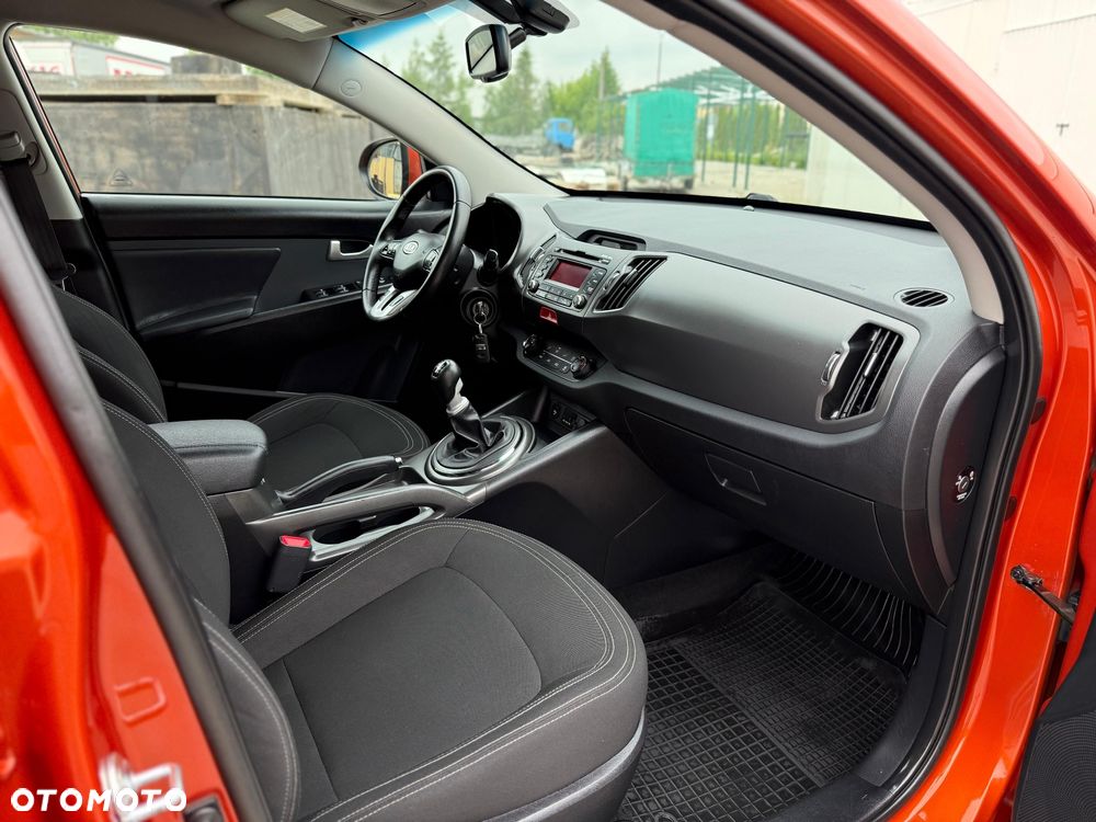 Kia Sportage 2.0 CRDI XL - 14
