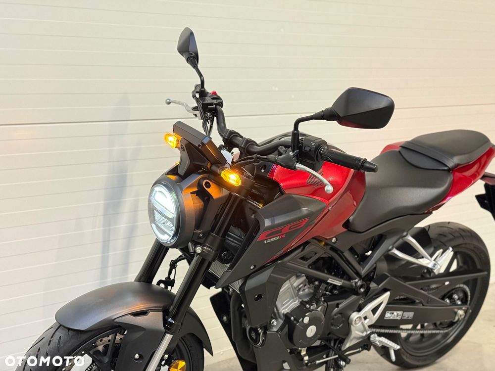 Honda CB - 22