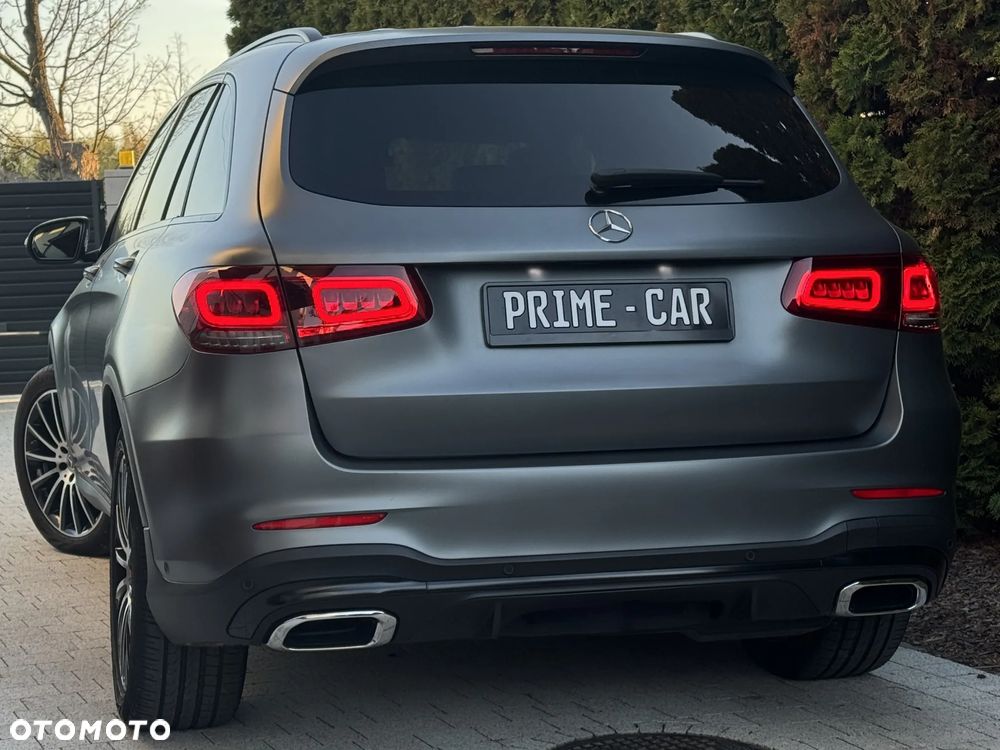 Mercedes-Benz GLC 220 d 4Matic 9G-TRONIC AMG Line - 8