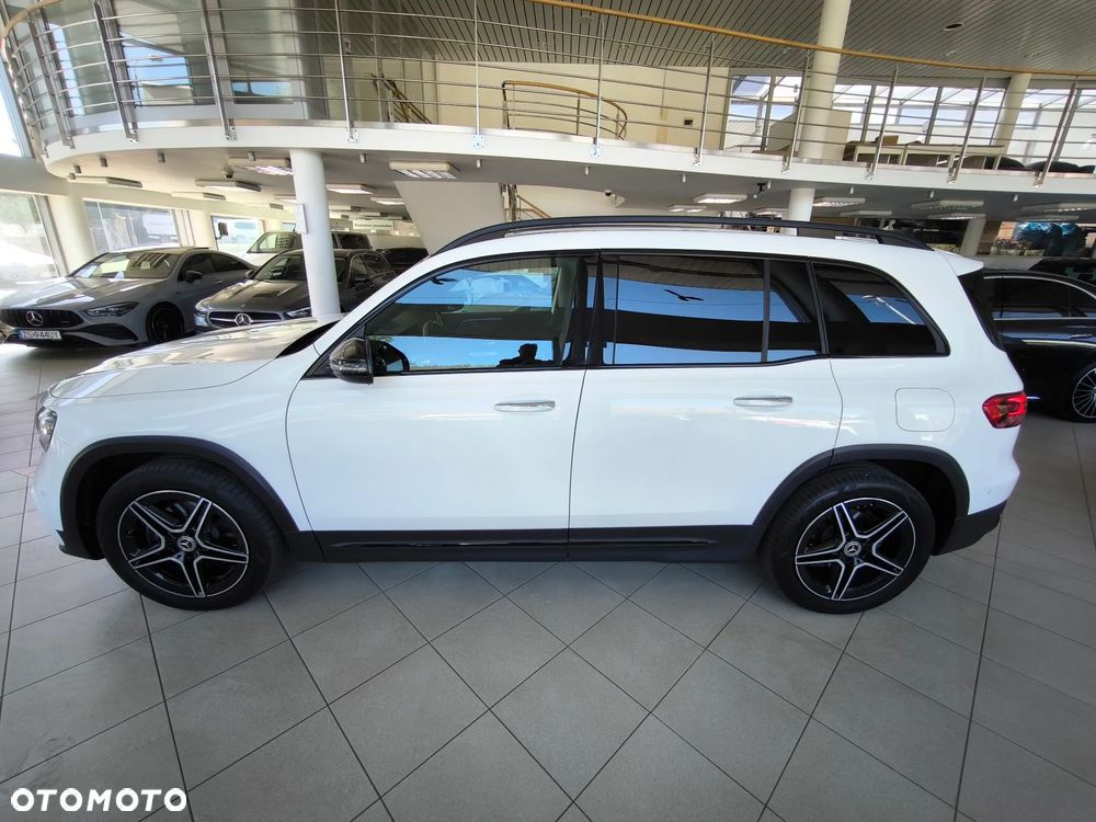 Mercedes-Benz GLB 200 AMG Line 7G-DCT - 8