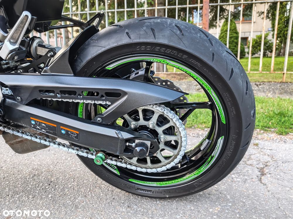 Kawasaki Z 900 - 17