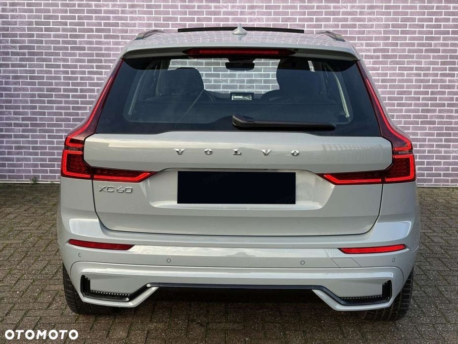 Volvo XC 60 - 4