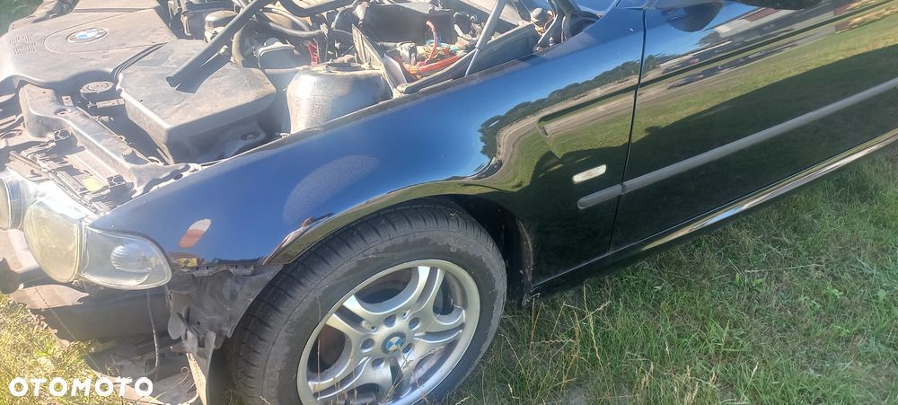 BMW E46 COMPACT BLOTNIK lewy  E46  Black Sapphire metal/schwarz   POZNAN - 1