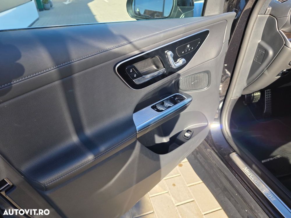 Mercedes-Benz GLC 300 4Matic 9G-TRONIC AMG Line Advanced - 15