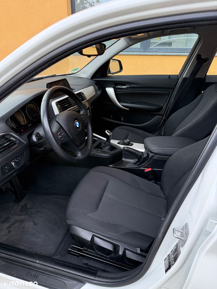 BMW Seria 1 118i Sport Line Shadow - 13