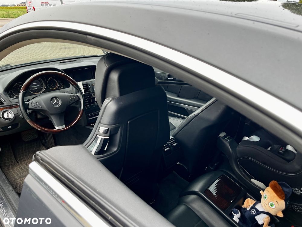 Mercedes-Benz Klasa E 350 CDI DPF BlueEFFICIENCY 7G-TRONIC Avantgarde - 16