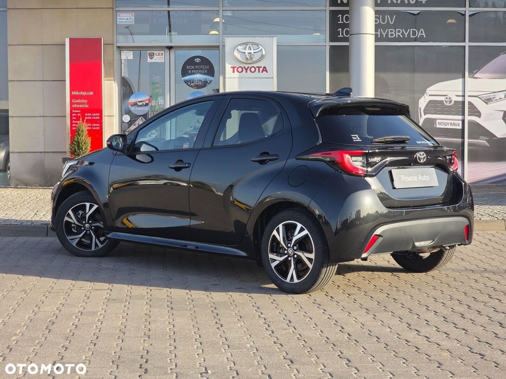 Toyota Yaris Hybrid 1.5 Style - 4