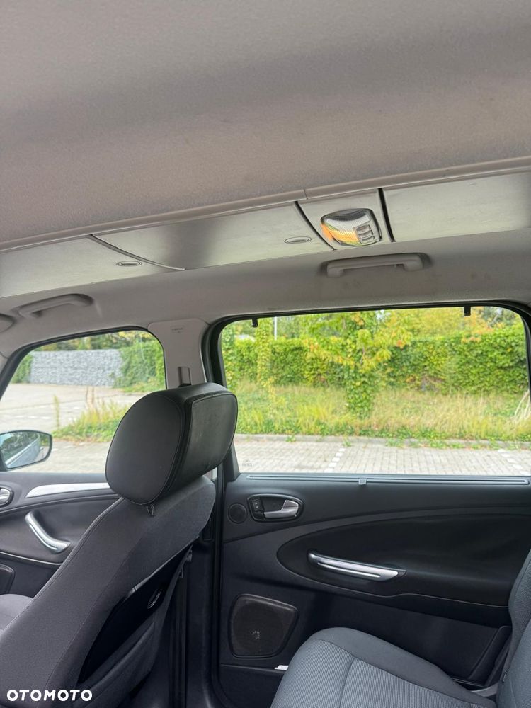 Ford Galaxy 2.0 Viva Titanium - 24