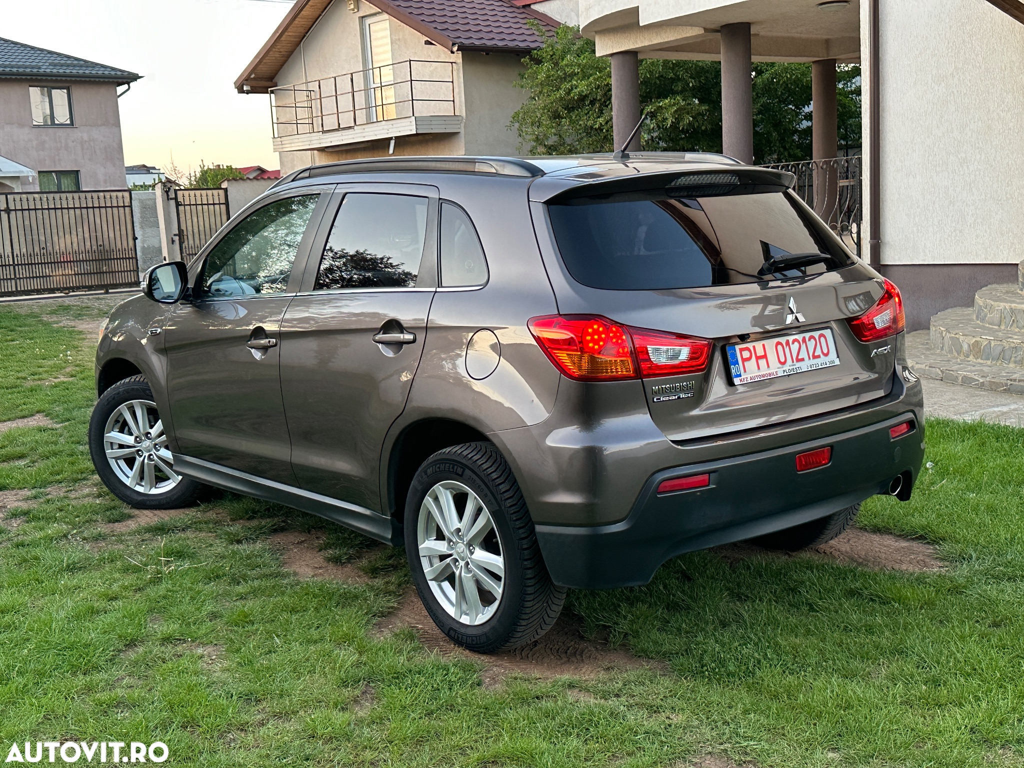 Mitsubishi ASX 1.8 DI-D 4WD Instyle - 4