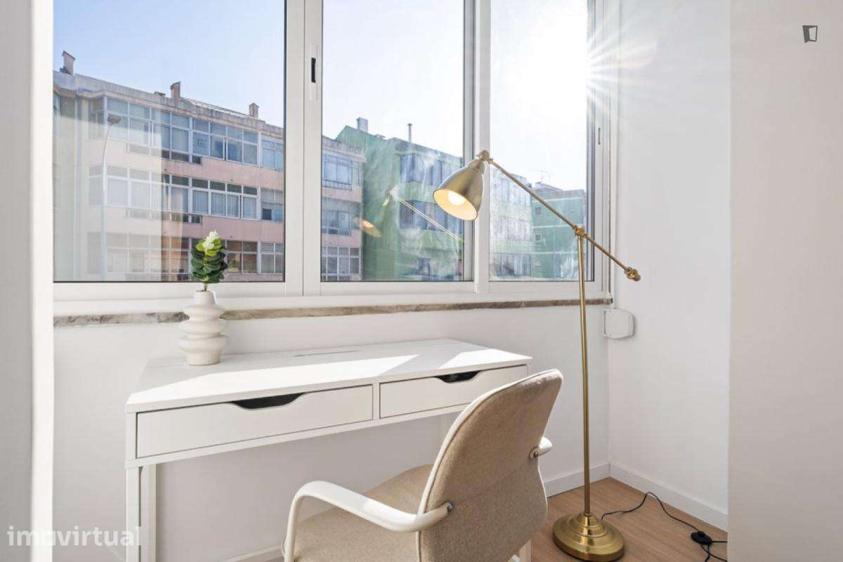 Quarto - localizado em Amadora Lisbon - Grande imagem: 5/23