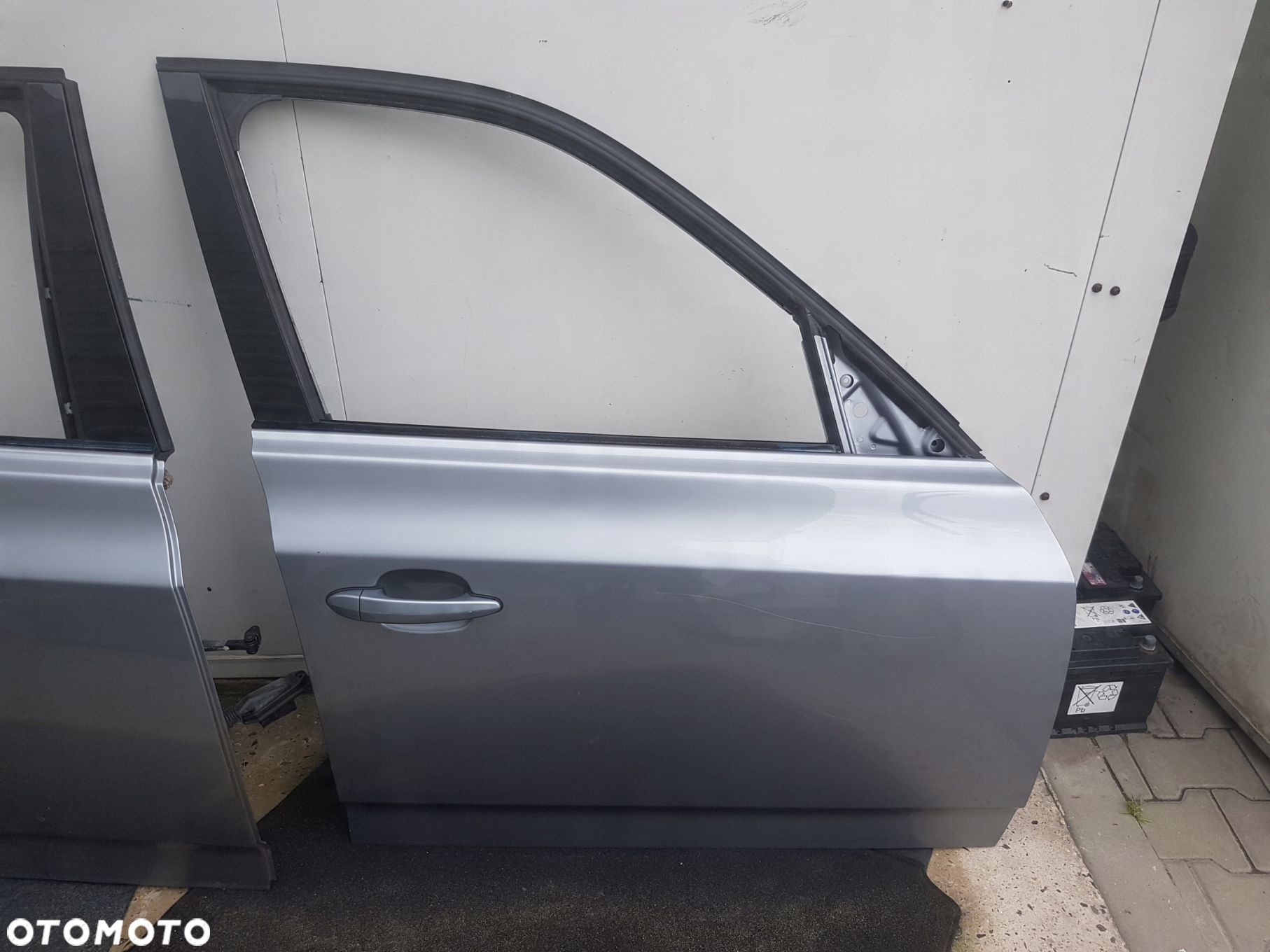 BMW X3 E83 LIFT DRZWI PRAWE PRZÓD SILBERGRAU A08 - 1