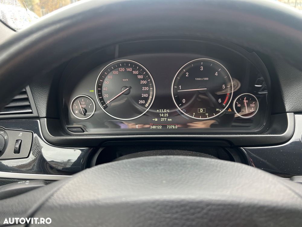 BMW Seria 5 525d xDrive Touring - 19