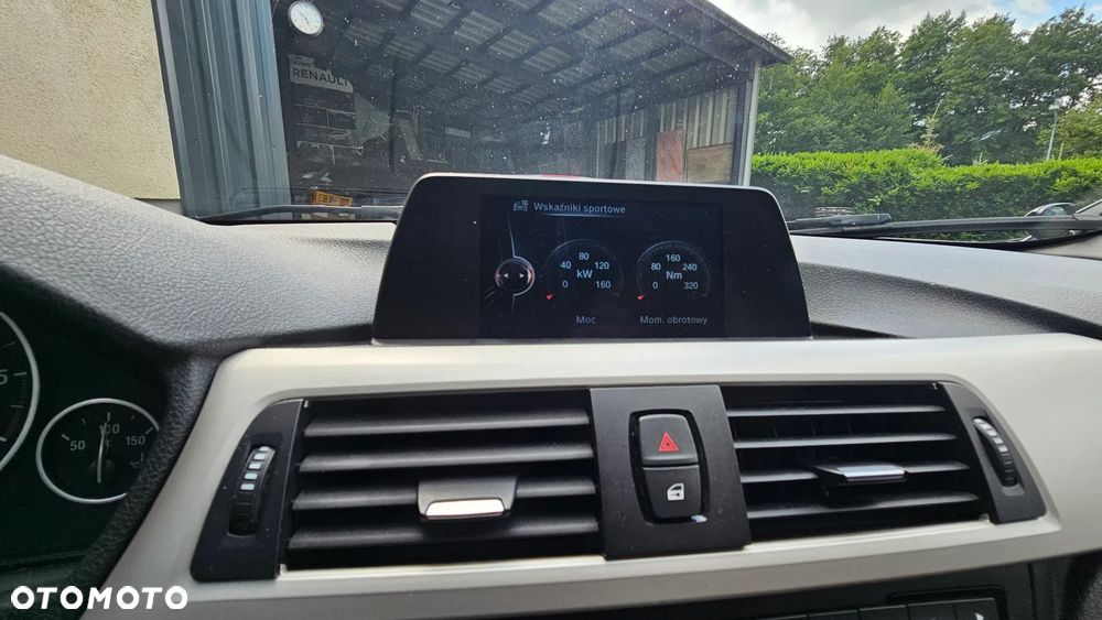 BMW Seria 3 316d - 8