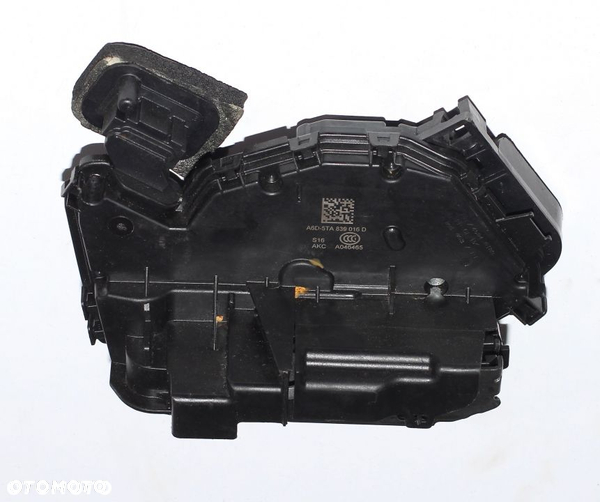VW SEAT ZAMEK DRZWI TYŁ LEWYCH 5TA839016D