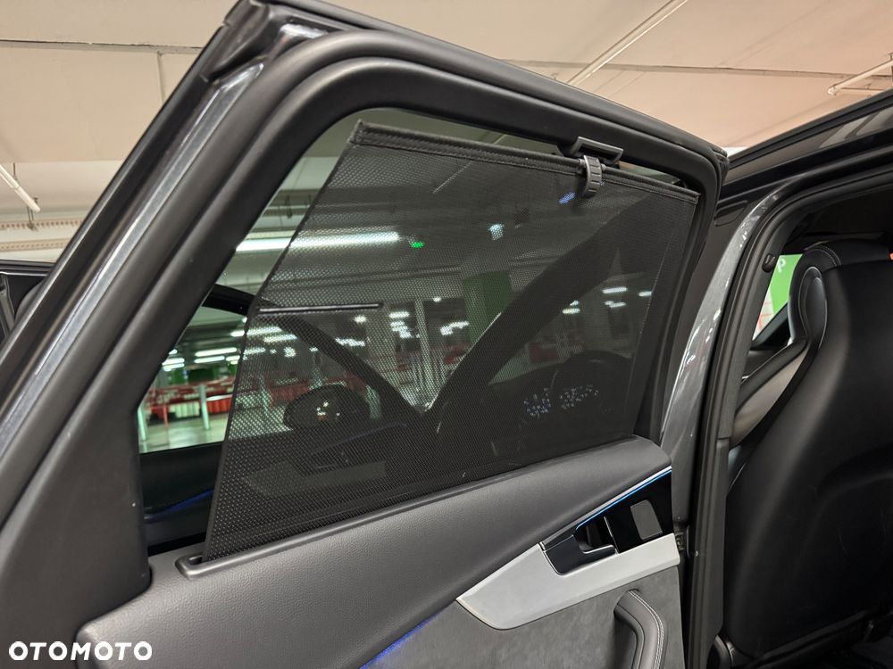 Audi A4 Avant 40 TDI quattro S tronic S line - 28