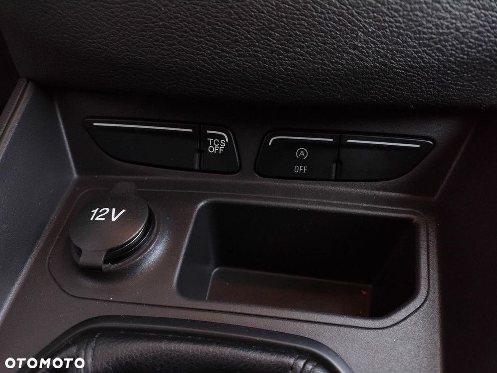 Ford Transit Courier - 15