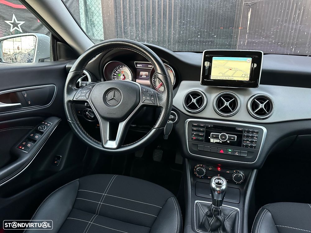 Mercedes-Benz CLA 180 CDI Urban - 11